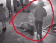 Videón, ahogy utcán vonszol egy kutyát a brutális váci állatkínzó Videón, ahogy utcán vonszol egy kutyát a brutális váci állatkínzó